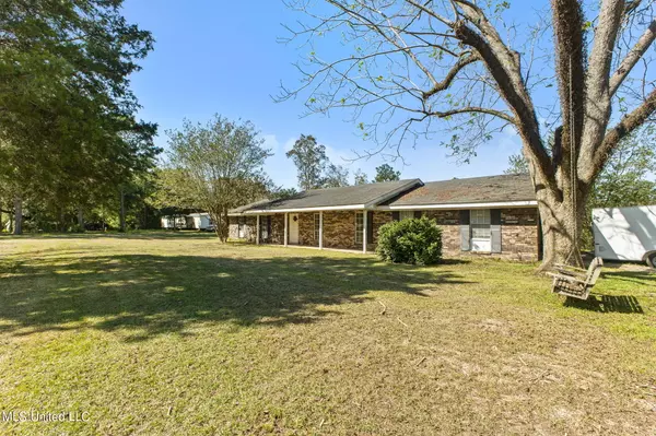 2643 S Hwy 43, Picayune, MS 39466