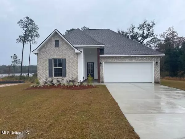 11455 Crystal Lake Drive, Gulfport, MS 39503