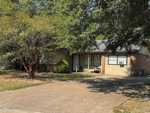 534 N Forest Drive, Gulfport, MS 39507