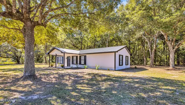 15315 Wolf Ridge Road, Moss Point, MS 39562