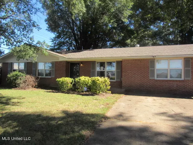 Senatobia, MS 38668,123 Lively Street