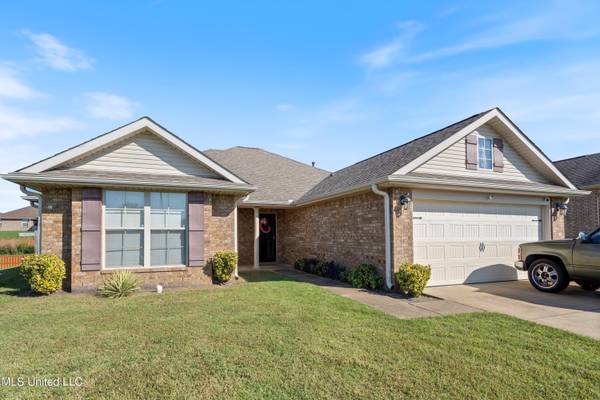 7630 W Woodridge Drive, Southaven, MS 38672