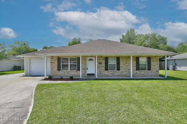 Waveland, MS 39576,1003 Corr Circle