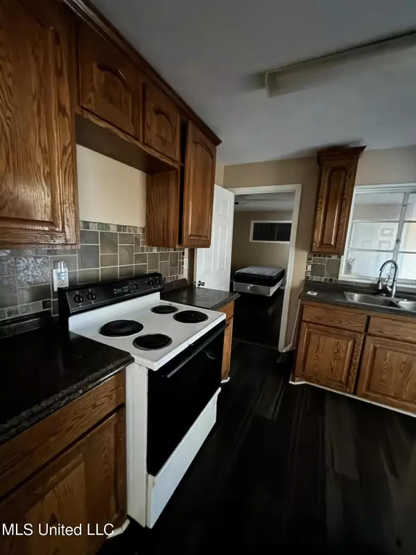 Jackson, MS 39213,1317 Fernwood Drive