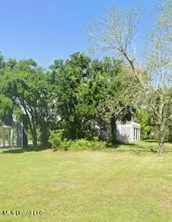 Cedar Avenue, Pass Christian, MS 39571