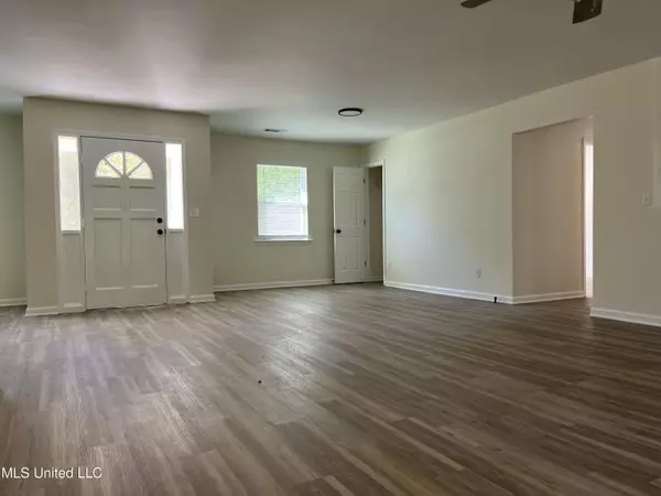 Byhalia, MS 38611,3707 S Red Banks Road