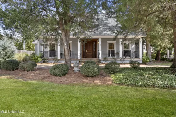 12 Old Oak Lane, Gulfport, MS 39503