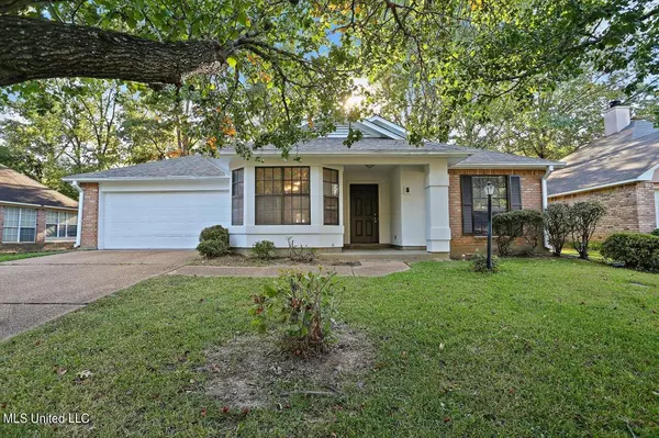 8 Ridgeway Place, Clinton, MS 39056