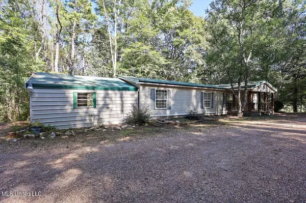 Mendenhall, MS 39114,124 Nature Cove