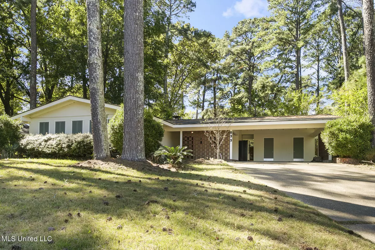 Jackson, MS 39211,833 Briarwood Drive