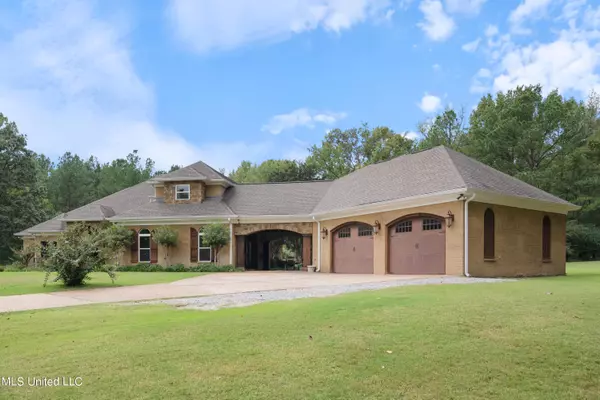 Hernando, MS 38632,425 Buck Cove