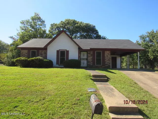 2413 Wynndike Circle, Jackson, MS 39209