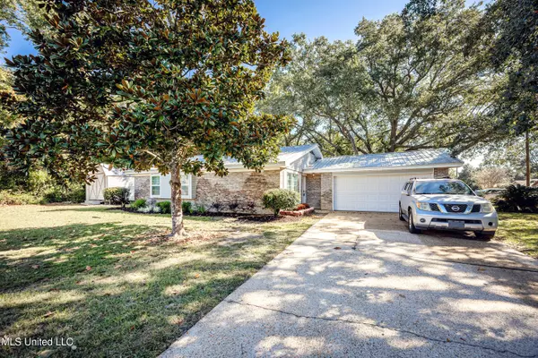 Ocean Springs, MS 39564,1500 S 11th Street