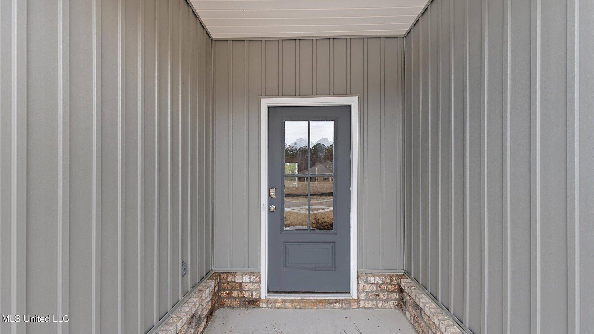 Pearl, MS 39208,422 Piney Dr