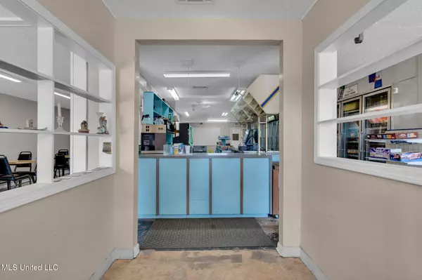 Gulfport, MS 39503,16260 Robinson Road