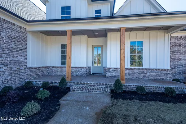 Hernando, MS 38632,1487 John Thomas Cove