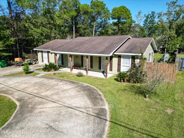 Ocean Springs, MS 39564,9020 Live Oak Avenue