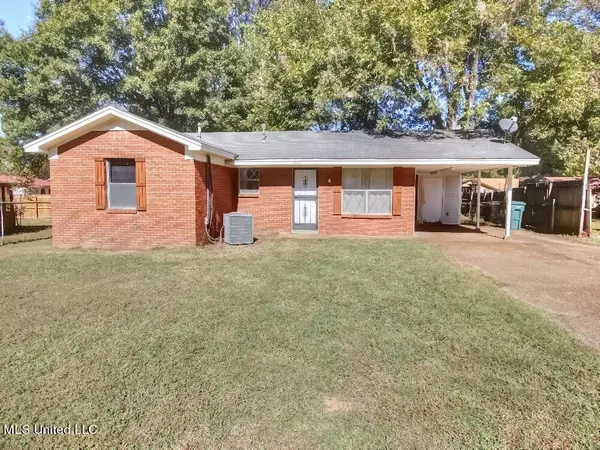 1886 Whitehead Drive, Southaven, MS 38671