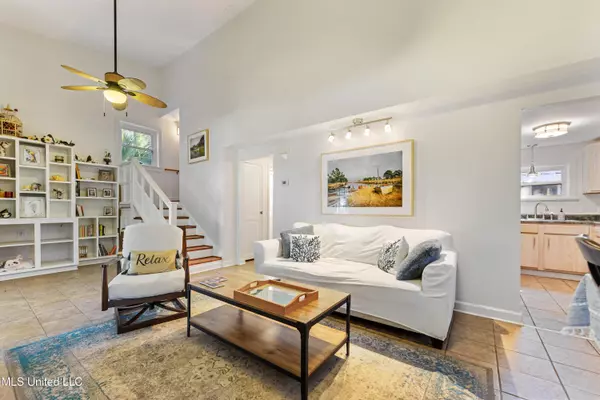 Bay Saint Louis, MS 39520,328 Demontluzin Avenue