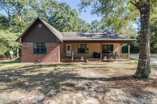 88 Kelly Rose Lane, Mchenry, MS 39561