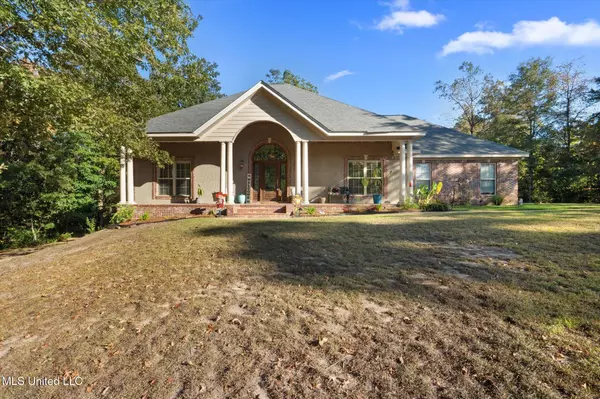 20 Cimarron Drive, Hattiesburg, MS 39402