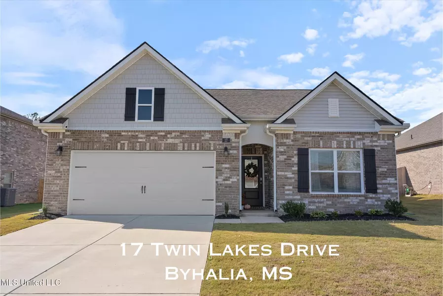 17 Twin Lakes Drive, Byhalia, MS 38611