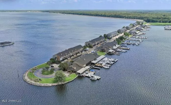 77 Breakers Lane, Ridgeland, MS 39157