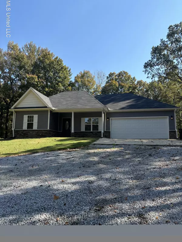 78 Beechtree Lane, Byhalia, MS 38611