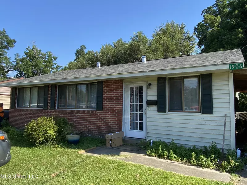 1906 Murray Drive, Vidalia, LA 71373