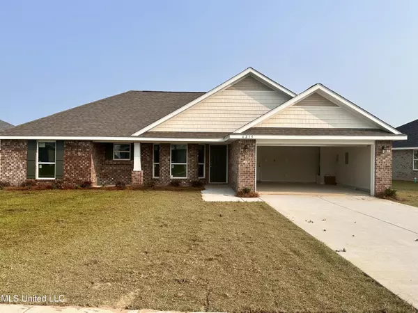 6215 Diamond Lane, Biloxi, MS 39532