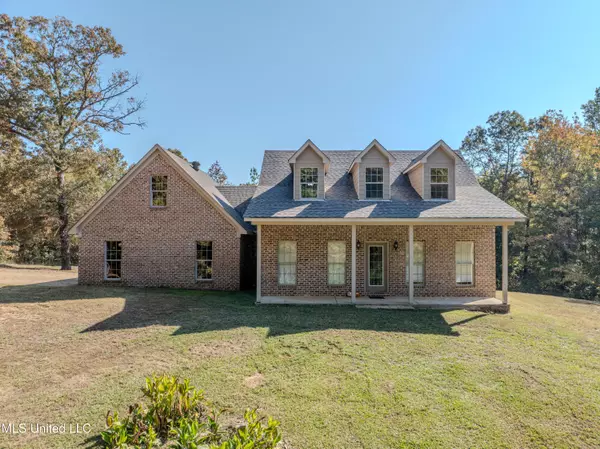 1291 Crockett Road, Senatobia, MS 38668