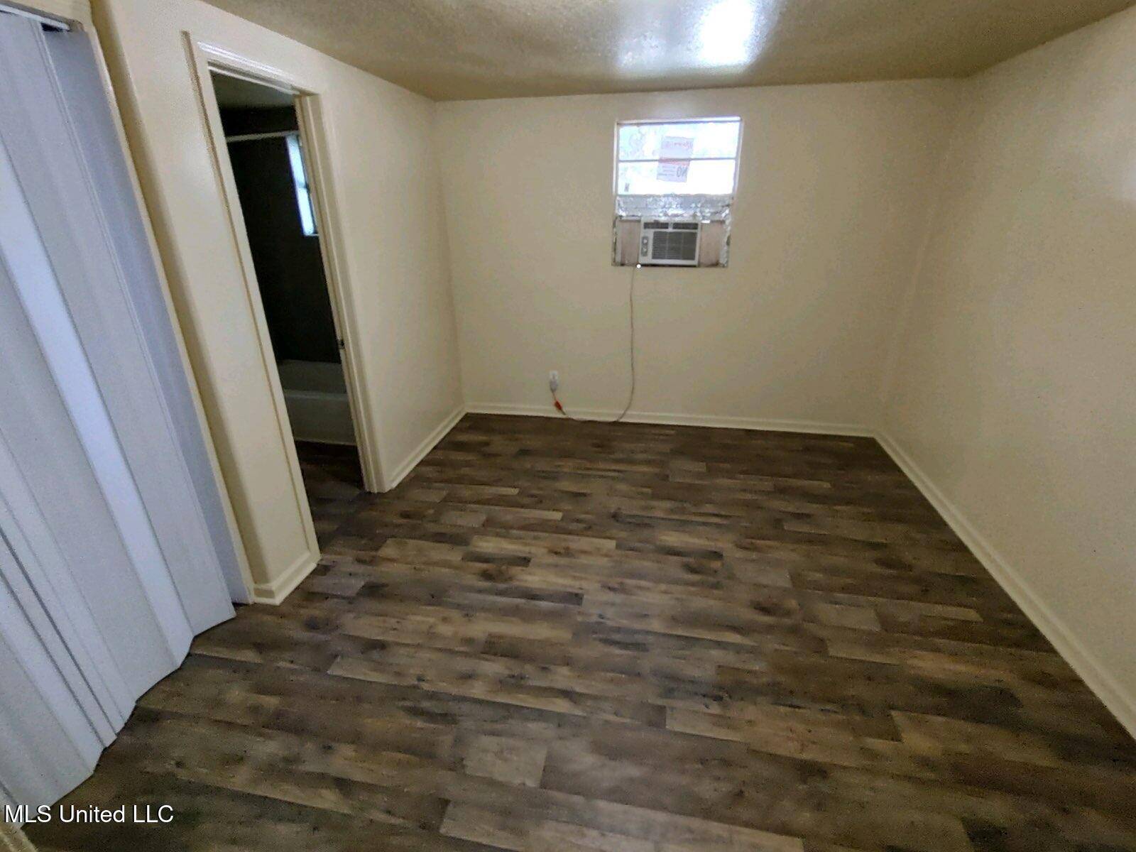 Pascagoula, MS 39567,4519 Peach Street