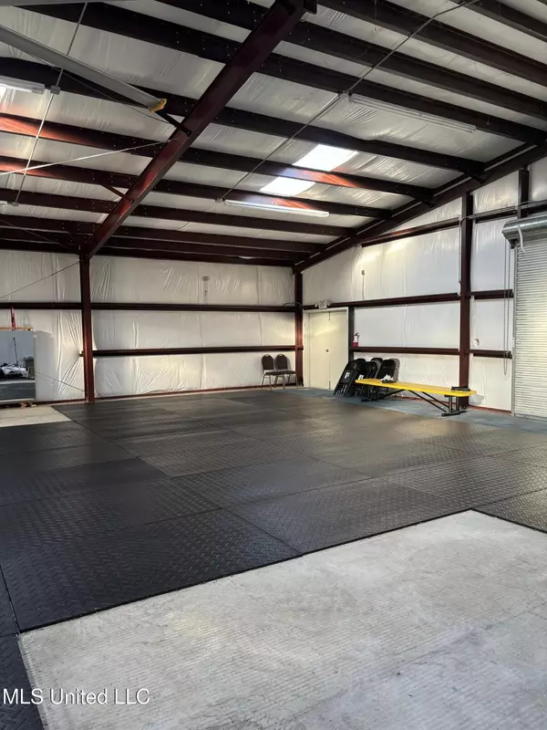 Pascagoula, MS 39567,1902 Market Street