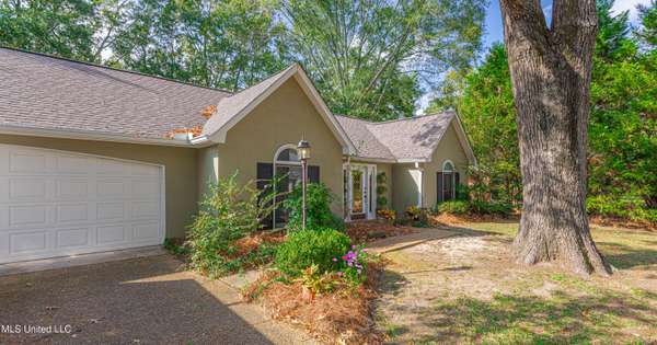 225 Waverly Place, Ridgeland, MS 39157