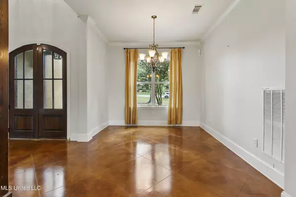 Madison, MS 39110,105 Wildwood Drive