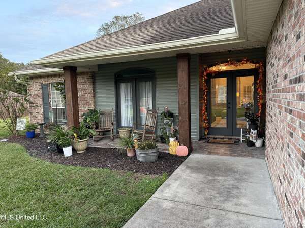 6 Taos Lane Lane, Picayune, MS 39466