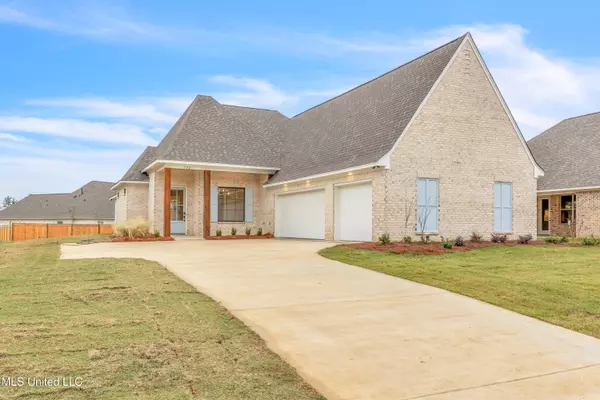 702 Bearing Way, Brandon, MS 39047