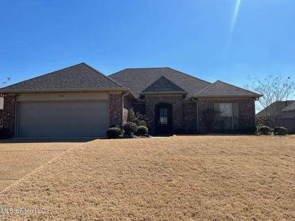 1998 E Ridge Circle, Madison, MS 39110