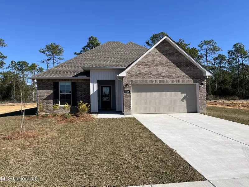 7720 Claymont Circle, Ocean Springs, MS 39564