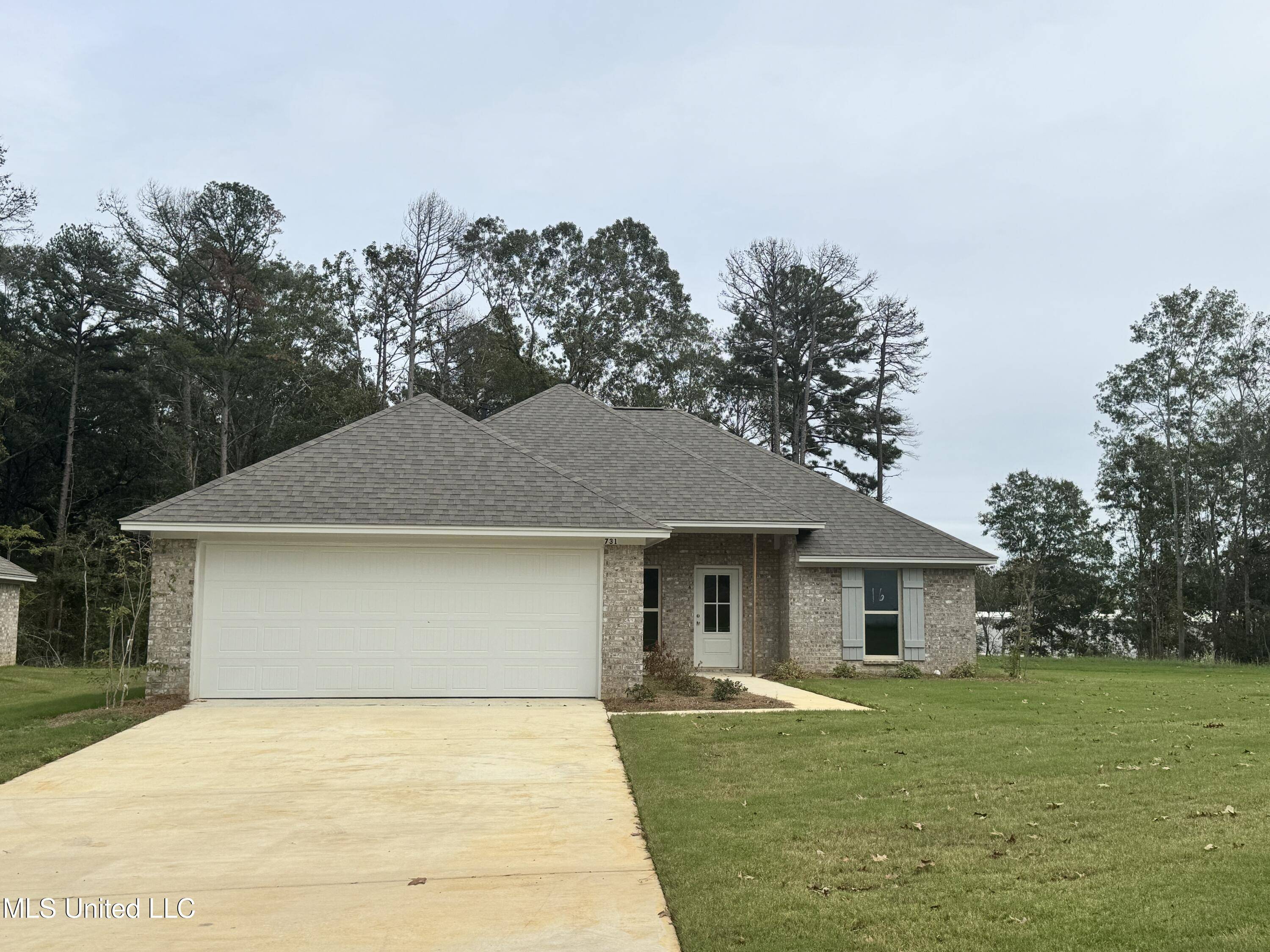 731 Tower Ridge Cove, Pearl, MS 39208
