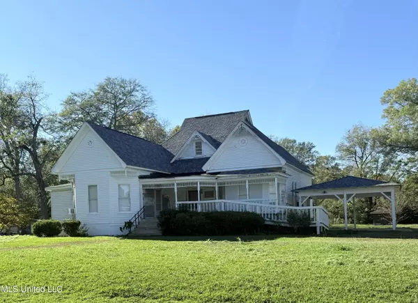 203 S Binford Avenue, Duck Hill, MS 38925