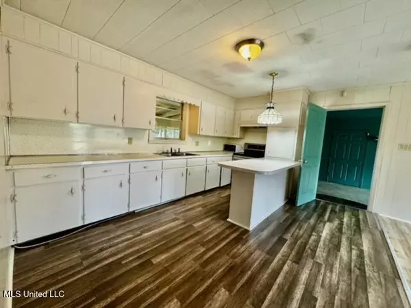 Picayune, MS 39466,3016 Jackson Landing Road