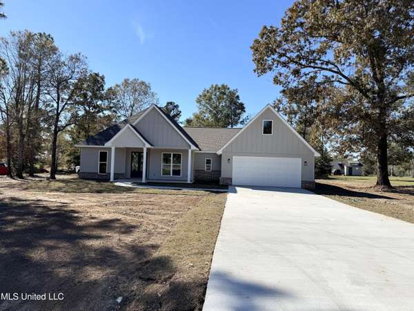 41 Heavenly Drive, Carriere, MS 39426