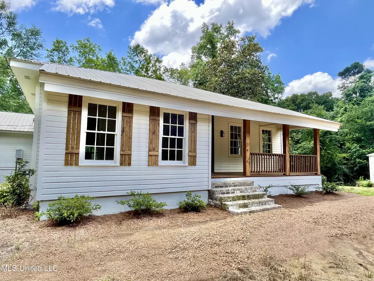 Crystal Springs, MS 39059,7102 Harmony Road