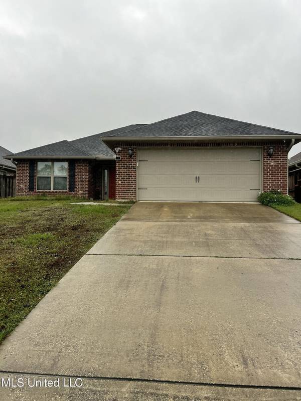 18064 Green Leaves Drive, Gulfport, MS 39503