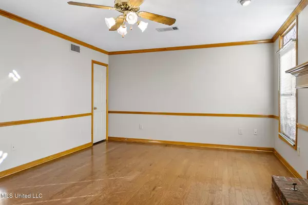 Ridgeland, MS 39157,566 Boardwalk Boulevard