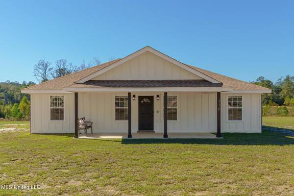 116 Water Oak Drive, Lucedale, MS 39452