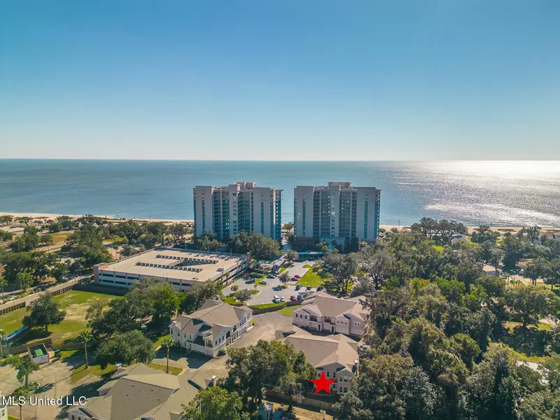 2252 Beach Drive #2401, Gulfport, MS 39507