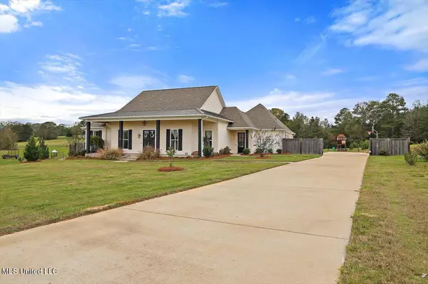 Florence, MS 39073,385 Driftwood Lane