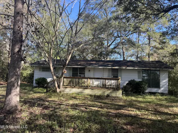 10032 Johns Bayou Road, Vancleave, MS 39565